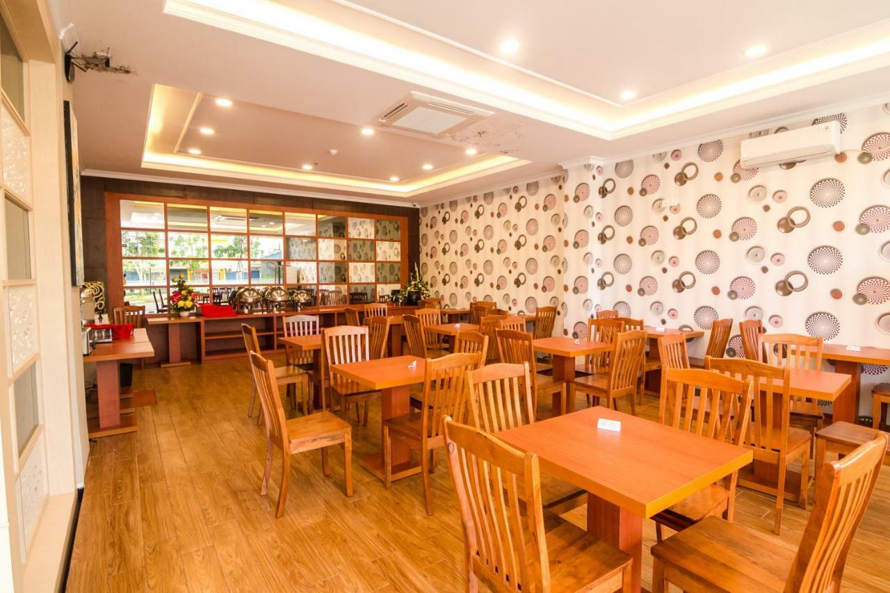 Blitz Hotel Batam Centre Εξωτερικό φωτογραφία